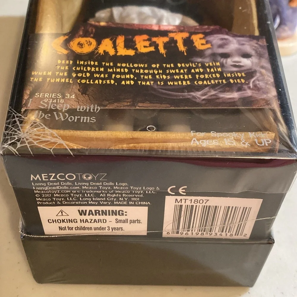 Living Dead Dolls Series 34 Coalette